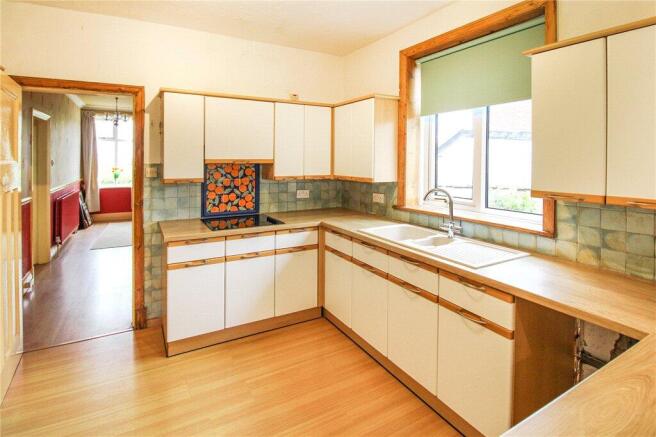 3 bed Semi-Detached for sale Image 4