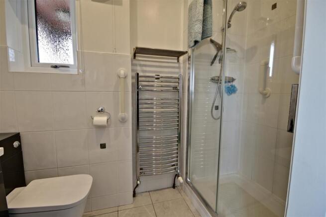En Suite Shower Room