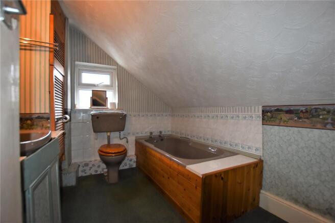 Upstairs Bathroom