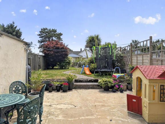 Enclosed Rear Garden