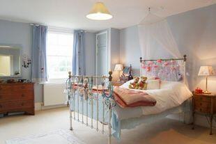 Bedroom 5: