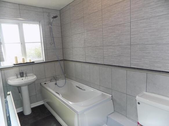 Family bathroom