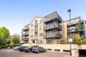 15, 2 Beresford House, Rubens Place, London SW4 7RB
