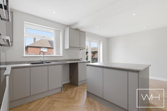 3 bed Semi-Detached for sale Image 11