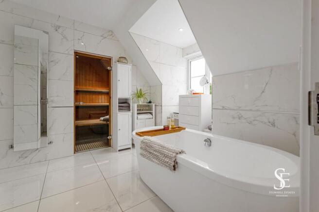 Master En Suite