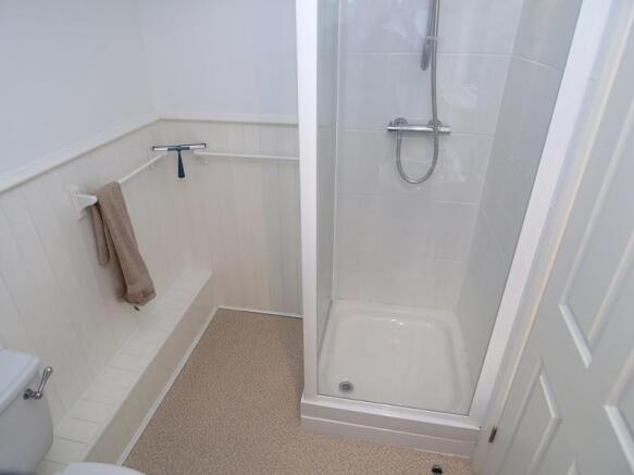 En Suite Shower Room - Photo 2