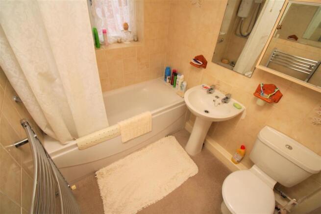 Bath 4.JPG