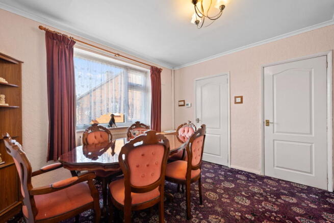3 bed Semi-Detached for sale Image 10