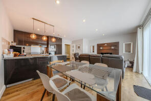 11, 43 Johnson Court, Meadowside, London SE9 6BS