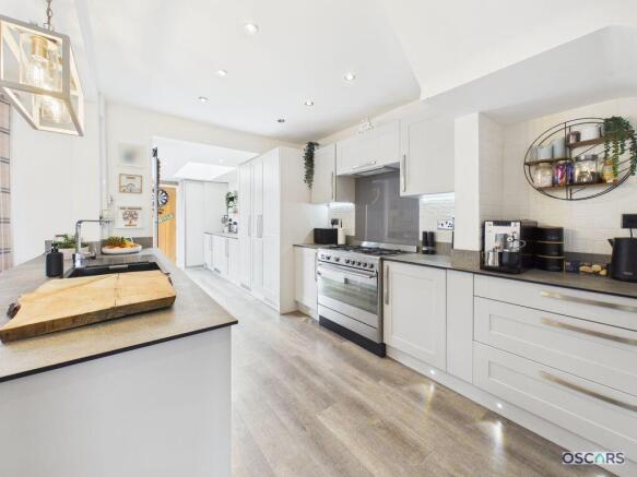 4 bed Terraced for sale Image 7