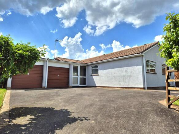 Kemps Green Road, BALSALL COMMON, CV7 photo 4