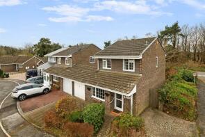 1, Moynton Close, Crossways DT2 8TX