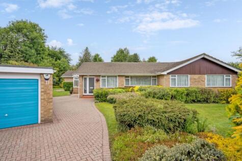 Bayley Gardens, Naphill, HP14