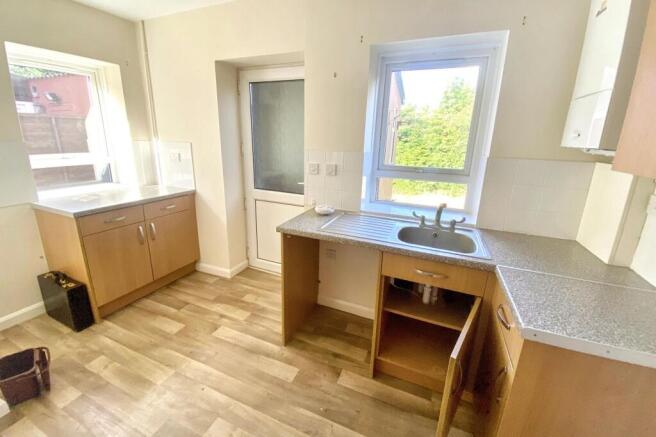 85 Freedom Avenue, Yeovil, BA21 3JW