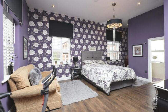 Master En-suite