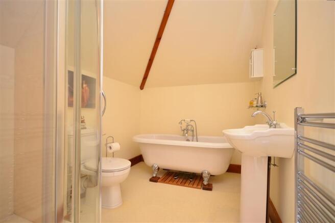 En-Suite Bathroom