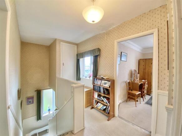 3 bed Detached for sale Image 8