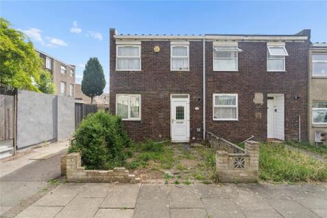 Lucerne Way, Harold Hill, RM3