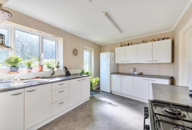 1354472-11-68c85f...