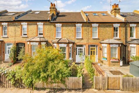 Laurel Avenue, Twickenham