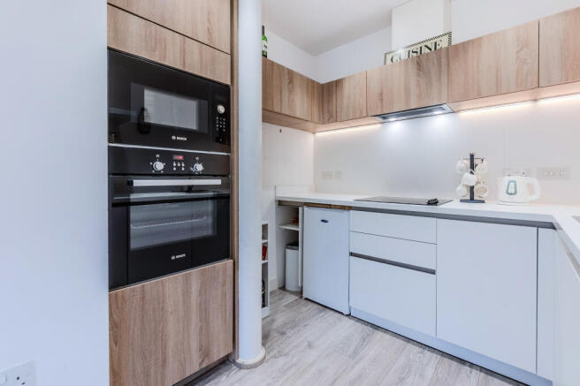1 bed Apartment for sale Image 7