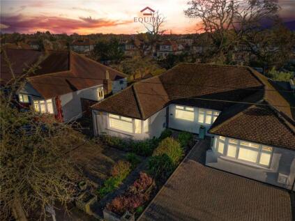 Aberdale Gardens, Potters Bar, Hertfordshire, EN6