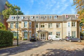 Flat 3, 1 Wootton Heights, Wootton Mount, Bournemouth BH1 1PJ