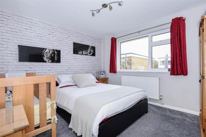Bedroom1.jpg