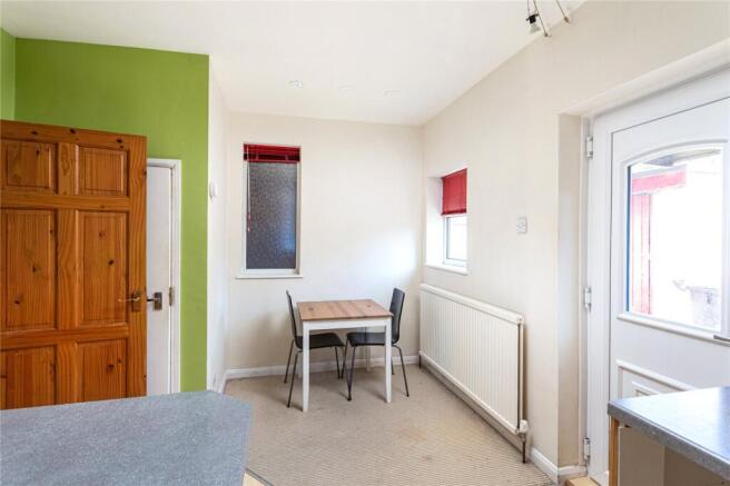 3 bed Terraced for sale Image 6