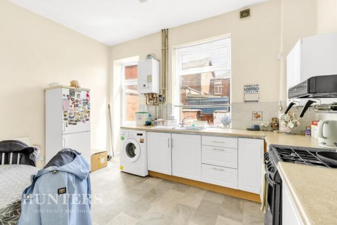 2 bed Terraced for sale Image 6