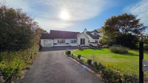 100, Clifton Drive, Lytham St. Annes FY8 1AS
