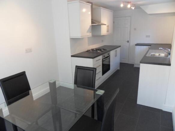 DINING KITCHEN 2