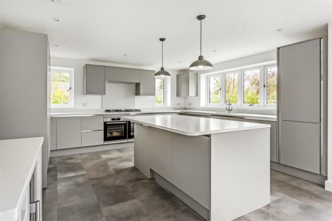 house. Partnership Shere