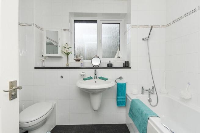 Famiily Bathroom