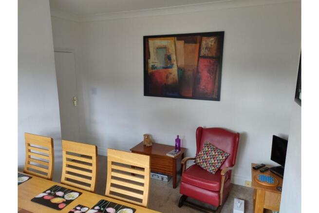 3 bed Semi-Detached for sale Image 7