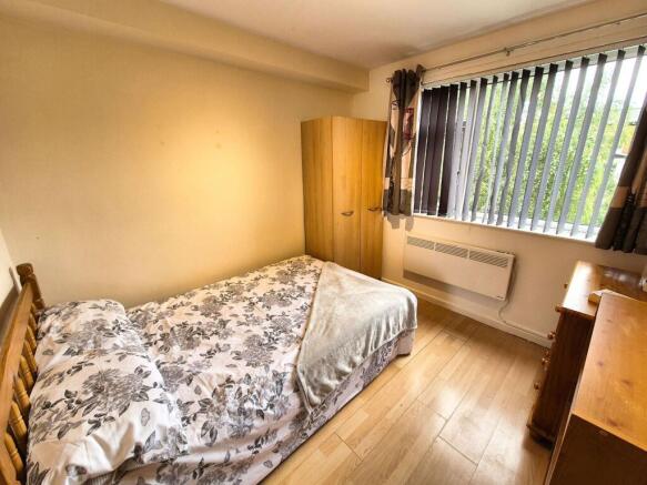 1 bed Flat to rent Image 5