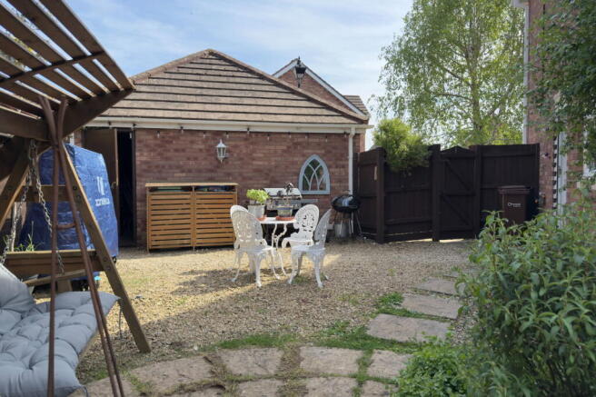 Photo 21