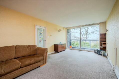 Leigham Court Road, London, SW16