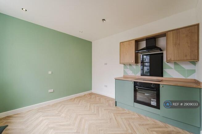 Midas Lounge Apt 2
