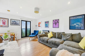 Appartment 4, The Gallery, New Cross Road, London SE14 6AL