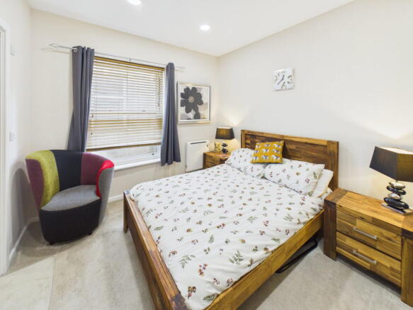 2 bed Flat for sale Image 9