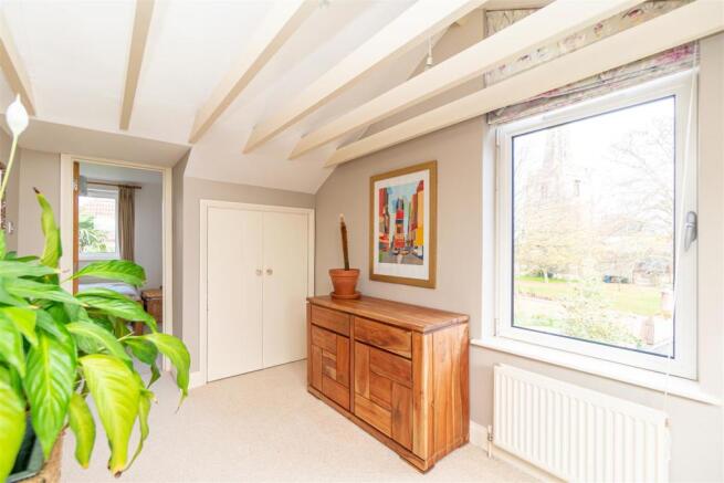 FIRST FLOOR ACCOMMODATION