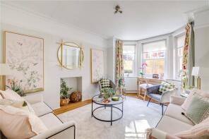 12, Gainsborough Mansions, Queen's Club Gardens, London W14 9RJ