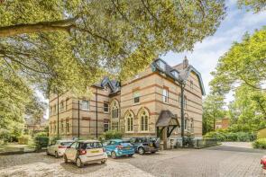 2, 9 Earls Court, Gervis Road, Bournemouth BH1 3ED