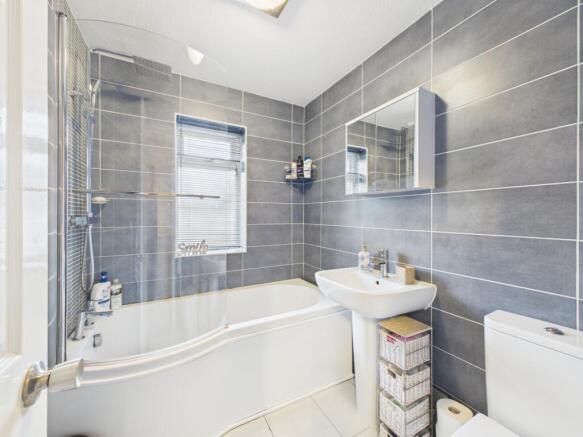 3 bed Semi-Detached for sale Image 12