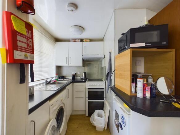 CAM03481G0-PR0081-STILL001