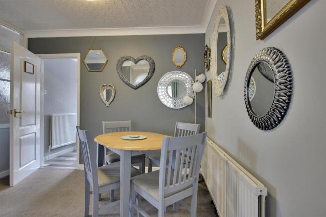 2 bed Semi-Detached for sale Image 9