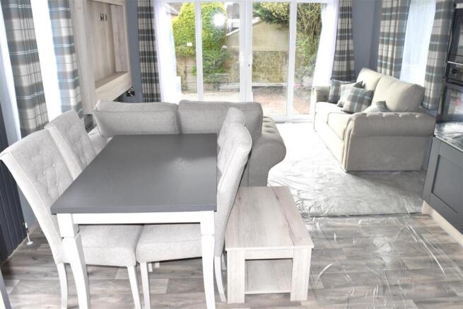 2 bed Park Home for sale Image 6