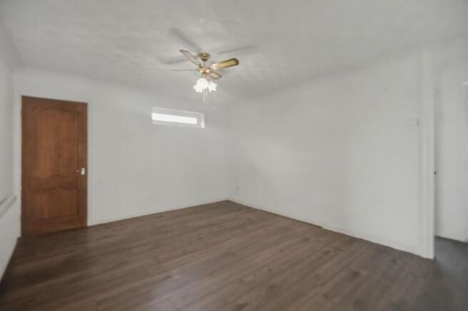 3 bed Bungalow for sale Image 7
