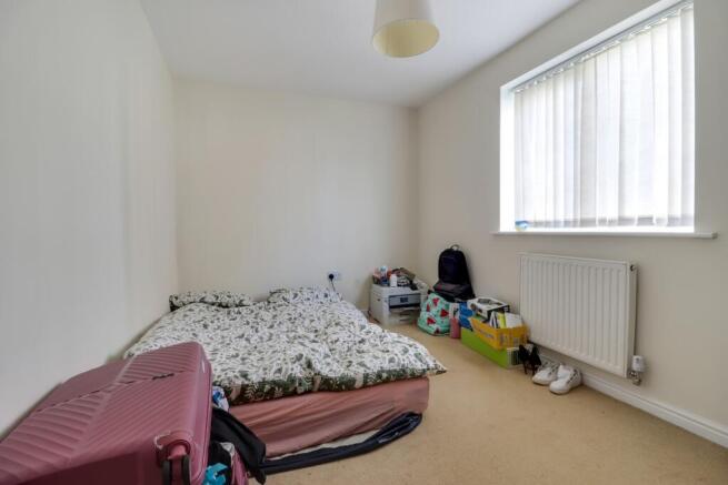 2 bed Flat for sale Image 7